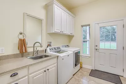 263 Oak Creek Circle, Springtown, TX 76082 - Photo 20