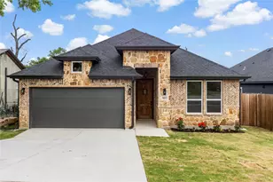 1613 Avenue D, Fort Worth, TX 76104 - Photo 2