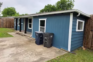 3913 Schwartz Ave, Fort Worth, TX 76106 - Photo 4