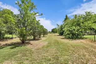 338 Shelly Ln, Woodway, TX 76712 - Photo 10