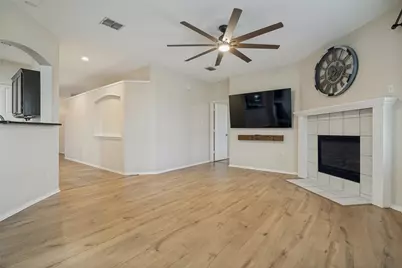 10610 Woodlands Trail, Rowlett, TX 75089 - Photo 8