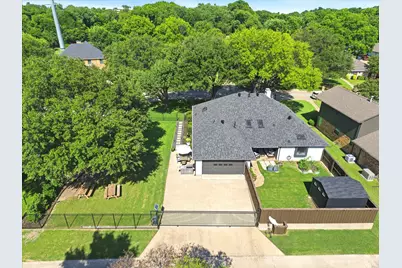 807 Lake Meadows Circle, Rockwall, TX 75087 - Photo 2