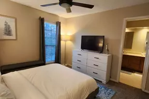1100 Riverchase Ln, Arlington, TX 76011 - Photo 14