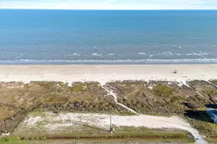 23221 Galceran Dr, Galveston, TX 77554 - Photo 38