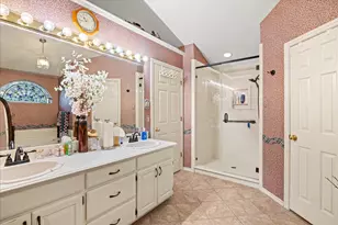 8912 Green Leaves Dr, Granbury, TX 76049 - Photo 20