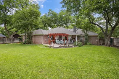 8912 Green Leaves Drive, Granbury, TX 76049 - Photo 30
