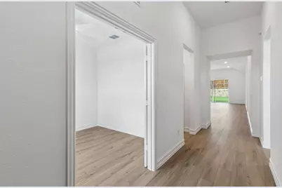 11161 Roxburgh Road, Fort Worth, TX 76052 - Photo 2