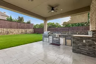 349 Hill Creek Ln, Grapevine, TX 76051 - Photo 32