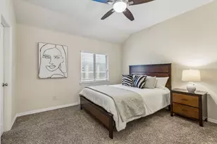 349 Hill Creek Ln, Grapevine, TX 76051 - Photo 20
