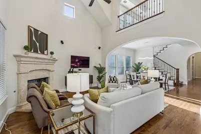 349 Hill Creek Lane, Grapevine, TX 76051 - Photo 14
