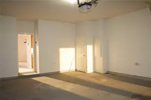 508 Legends Dr, Lewisville, TX 75057 - Photo 8