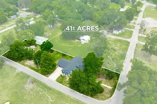 448 S Bryson St, Bogata, TX 75417 - Photo 2
