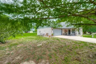 448 S Bryson St, Bogata, TX 75417 - Photo 30