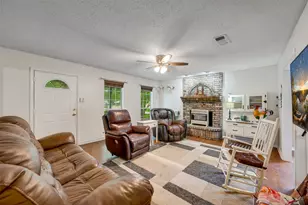 448 S Bryson St, Bogata, TX 75417 - Photo 6