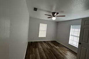 1427 Diceman Ave, Dallas, TX 75203 - Photo 6