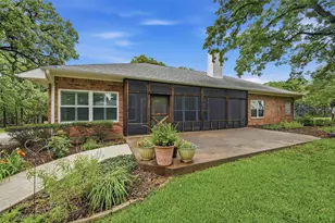106 Santee Dr, Lake Kiowa, TX 76240 - Photo 24