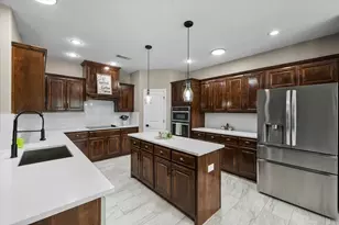 2913 Bairds Ln, Burleson, TX 76028 - Photo 16