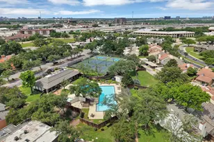 12574 Burninglog Ln, Dallas, TX 75243 - Photo 32