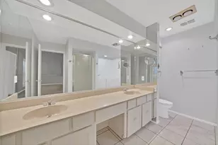 12574 Burninglog Ln, Dallas, TX 75243 - Photo 26