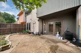 12574 Burninglog Ln, Dallas, TX 75243 - Photo 28