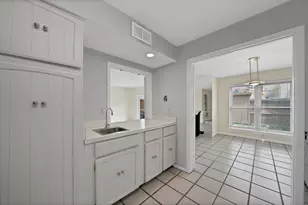 12574 Burninglog Ln, Dallas, TX 75243 - Photo 14