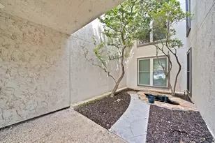 12574 Burninglog Ln, Dallas, TX 75243 - Photo 4