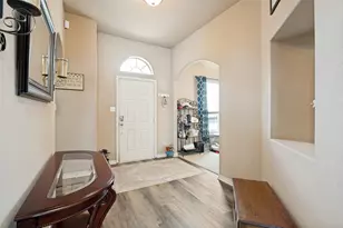 105 High Meadow Rd, Red Oak, TX 75154 - Photo 4