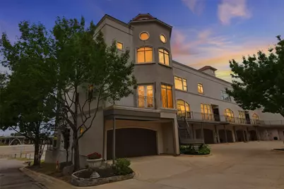 410 Mills Street, Fort Worth, TX 76102 - Photo 1