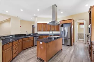 410 Mills St, Fort Worth, TX 76102 - Photo 12