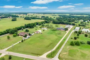 6624 Shadow Valley Dr, Burleson, TX 76028 - Photo 40
