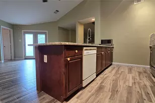 3110 Big Oaks Dr, Garland, TX 75044 - Photo 8