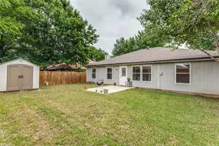 4277 Estes Park Cir, Haltom City, TX 76137 - Photo 24