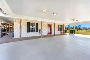 168 Country Dr, Waco, TX 76705 - Photo 8