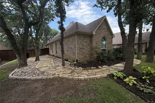 1911 Jesse Way, Corinth, TX 76210 - Photo 2