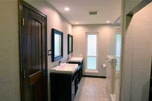 2406 Redbrook Ct, Arlington, TX 76014 - Photo 22