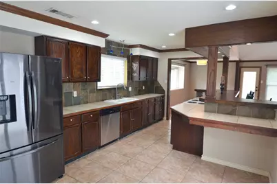 2406 Redbrook Court, Arlington, TX 76014 - Photo 10
