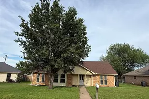 144 Hollie Cir, Sulphur Springs, TX 75482 - Photo 1