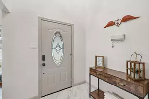 800 Colony Ct, Blue Mound, TX 76131 - Photo 2