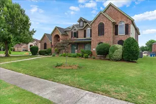 1220 Primrose Ct, DeSoto, TX 75115 - Photo 2