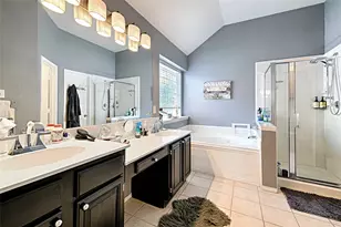 10013 White Ln, Irving, TX 75063 - Photo 16