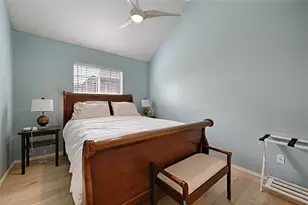 10013 White Ln, Irving, TX 75063 - Photo 22