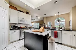 10013 White Ln, Irving, TX 75063 - Photo 14