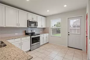 1051 Spofford Dr, Forney, TX 75126 - Photo 8