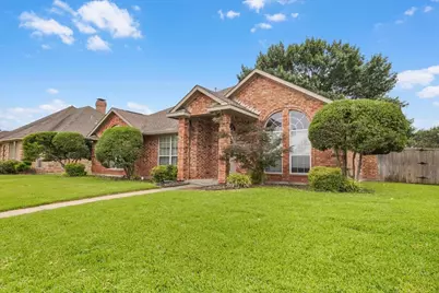 3314 Suzanne Drive, Rowlett, TX 75088 - Photo 2
