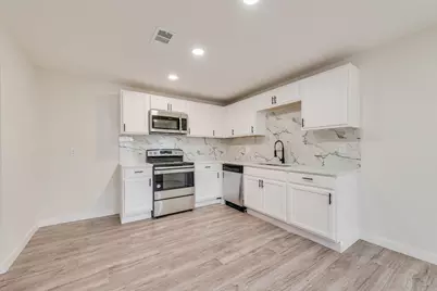 9410 Beacon Hill Circle, Dallas, TX 75217 - Photo 14