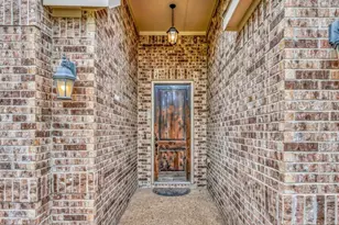 1012 Steamboat Dr, Hewitt, TX 76643 - Photo 2