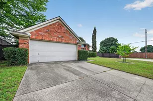 820 Wynnpage Ln, Plano, TX 75075 - Photo 2