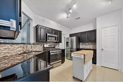 820 Wynnpage Lane, Plano, TX 75075 - Photo 10