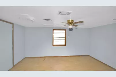 306 Denver Road, Sunset, TX 76270 - Photo 18