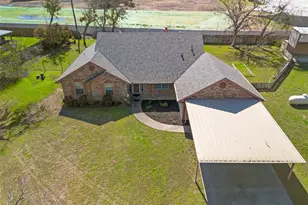 2604 Causbie Rd, Weatherford, TX 76087 - Photo 2